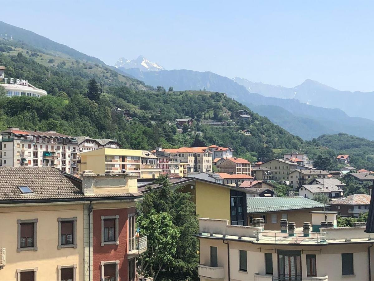 Apartament Il Nido Saint-Vincent Zewnętrze zdjęcie